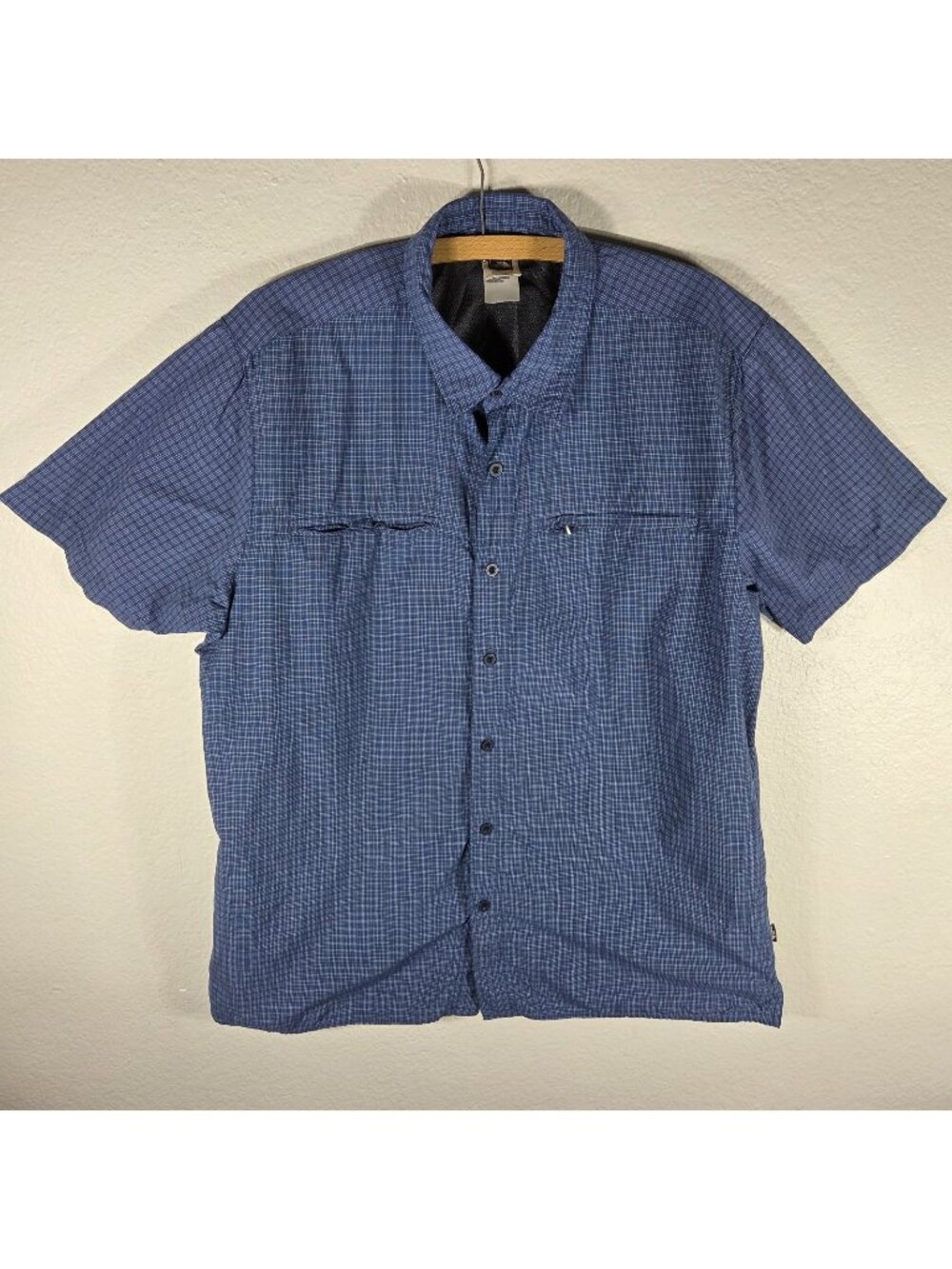The North Face Men's XL Ventilated Plaid Shirt NavyBlue Short Sleeve Mesh Detail